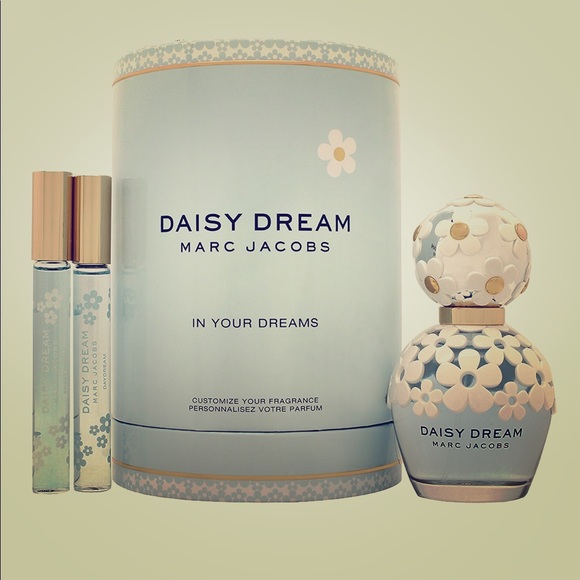 Marc Jacobs Other - Daisy by Marc Jacobs